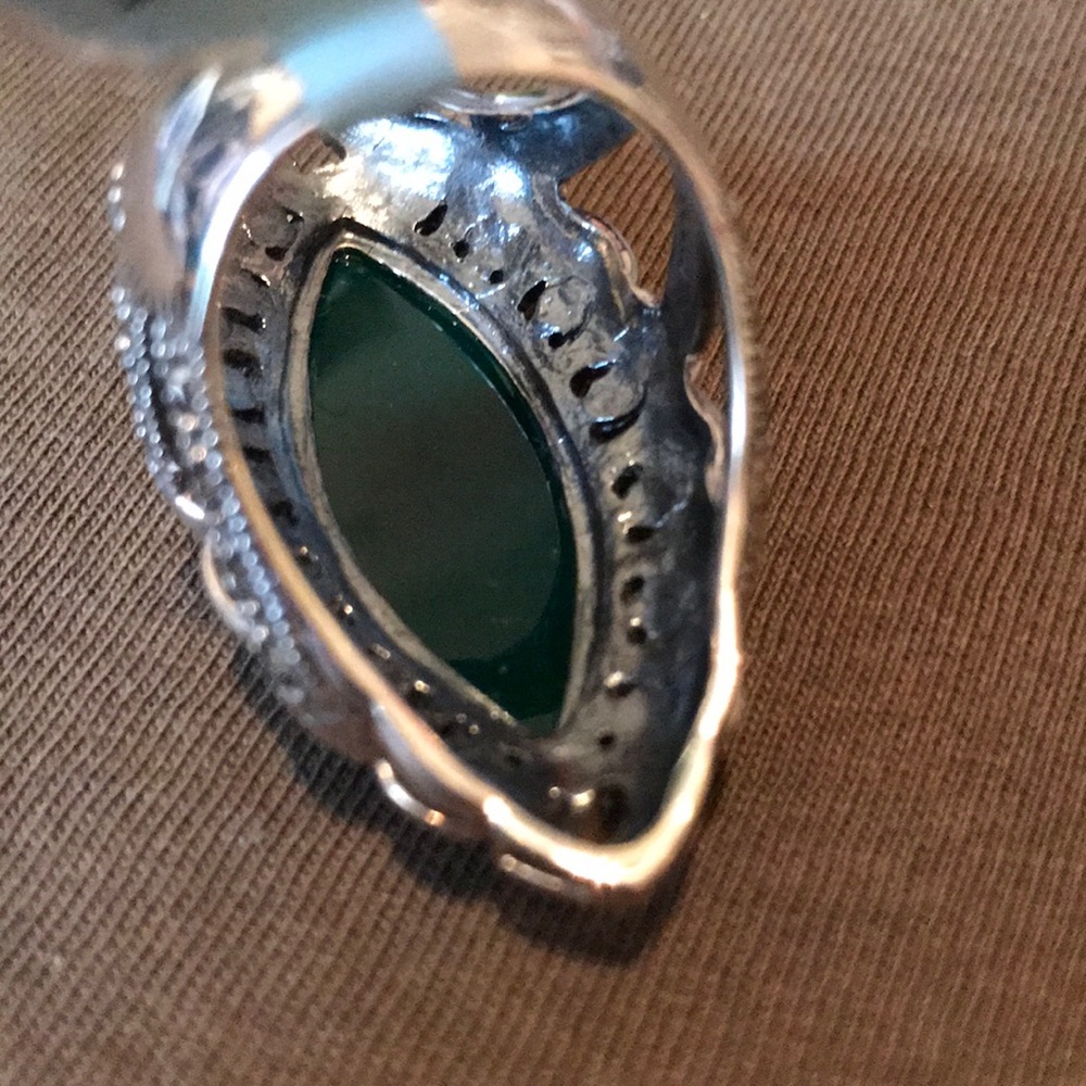 Ring - Picture 4 of 6